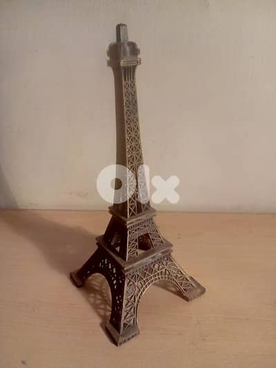 tour effel metallic figurine 18cm