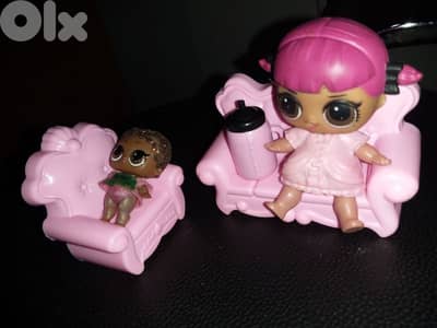 1 LOL Great MGA doll +1 BABY LOL small figurine doll +Furnitures +Cup