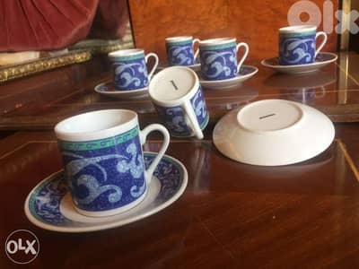 Coffee Set for 6 - فناجين قهوة و صحف - نصف دزدينة