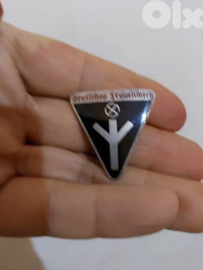 Nazi German Work women Pin era of Adolf Hitler WW2