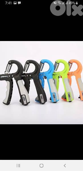 Adjustable hand grip with counter