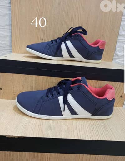 navy blue shoes size 40