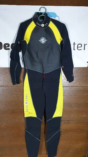 1mm wet suit and 3mm all sizes are available 4
