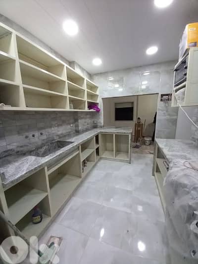 معلم بلاط خبره طويله