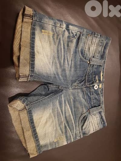Short Jean's size small