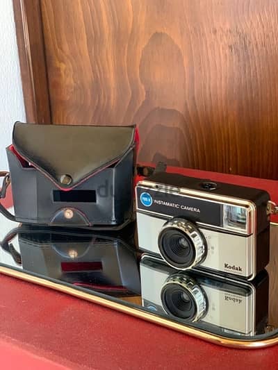 vintage instamatic Kodak camera 155x