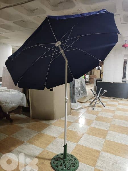Beach umbrella 1