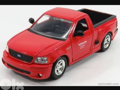 Ford F150 SVT Lighting (Fast & Furious) diecast car model 1:24.