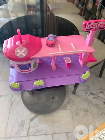 Pink Station with small car
