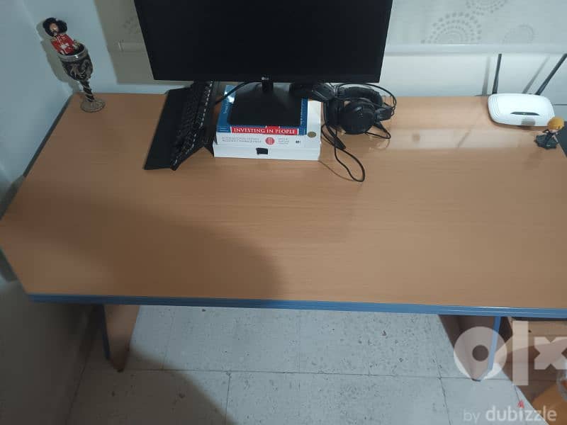 office desk 4