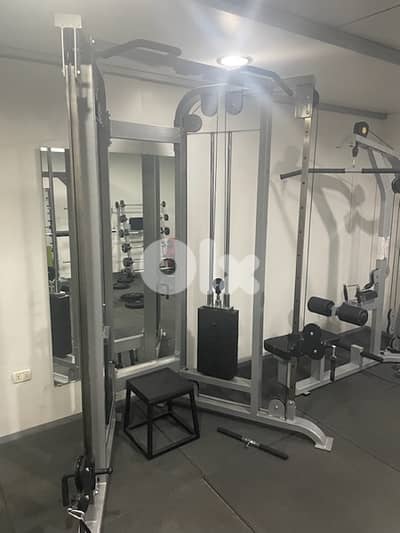 Cross cable machine