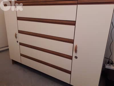 2 beds + Chiffonnier