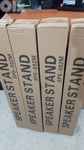 4 stand speaker new in box