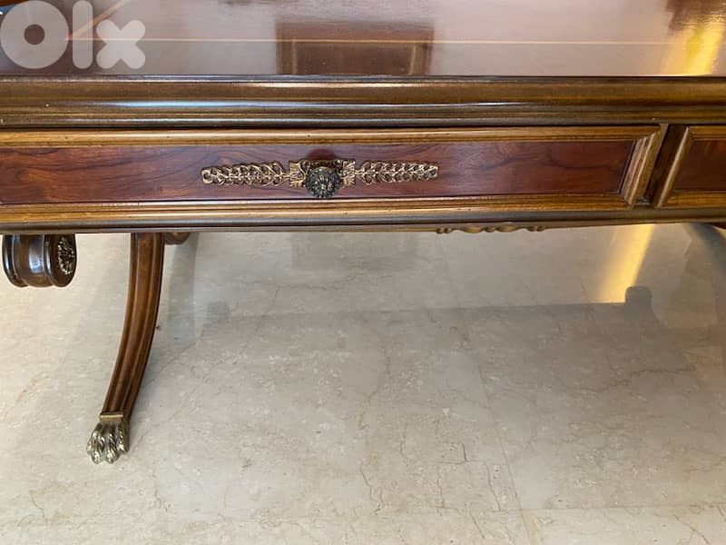 center table 8