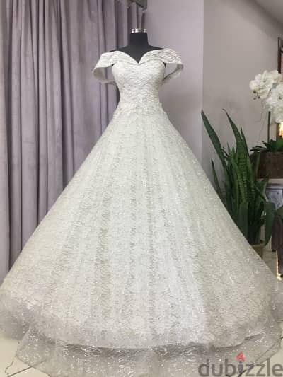 wedding dress