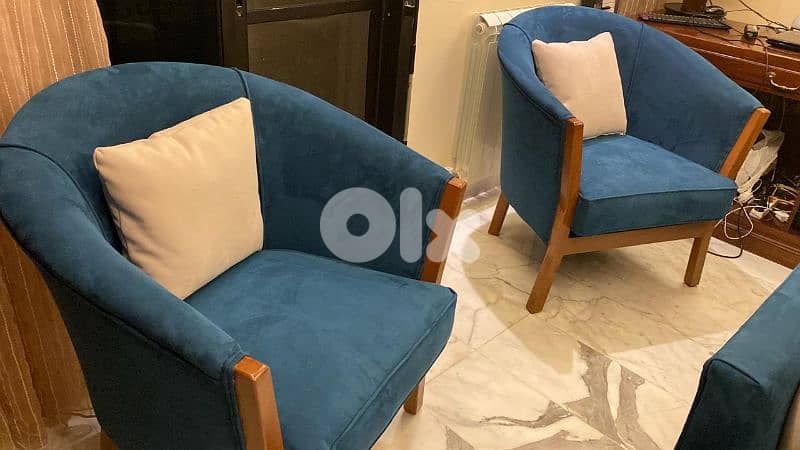 عرض خاص تنجيد اي صالون ١٥٠$ مع توصيل 1