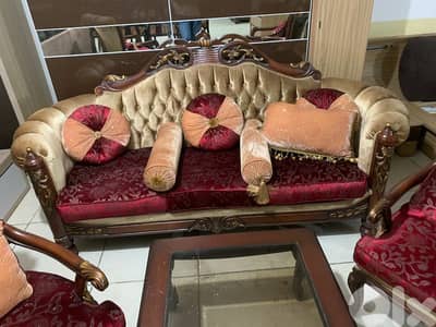 طقم كنبايات حفر خشب زان خمس قطع وطاولة