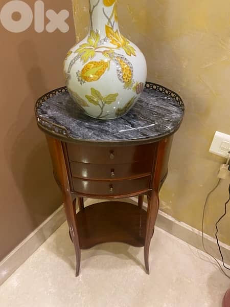 table wood and marble 1