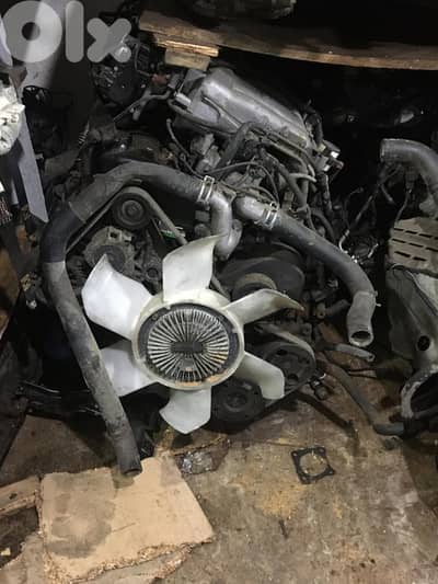 Mitshubishi Montero lancerAVR CX7 CRVMotor vitesse   ميتسوبيشي مونتيرو