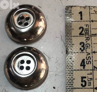 200 silver buttons for clothing size diameter around 2.5 cm