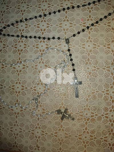 necklacce loulou rosary 2 colours