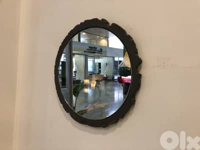 Concrete mirror