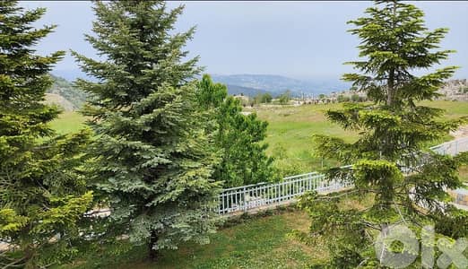 Villa for sale in Faqra/ View/Pool/Huge