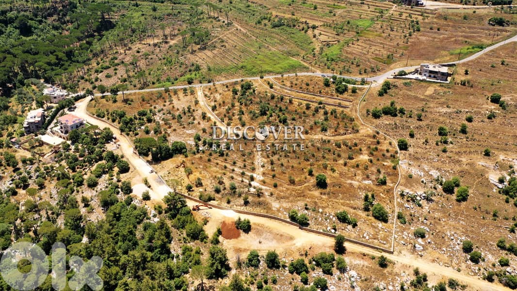 32,000sqm  in Der el Haref  - Arsoun |  Land for sale 4