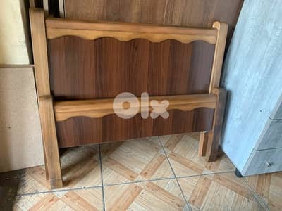 تخت مفرد عرض 95 سم نوعية تقيلة خشب زان
