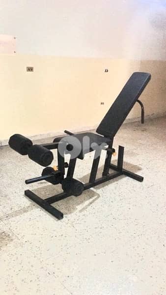 leg extension leg curl bench like new