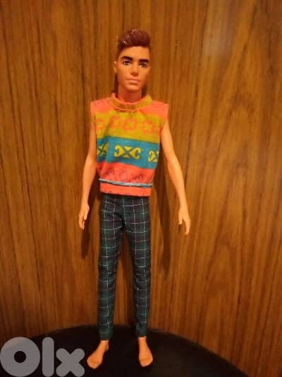 KEN FASHIONISTAS Mattel 2018 barely used still good doll=18$