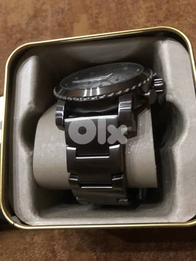جديدة بالبوكس new fossil original for sale in tripoli((hottt pricee