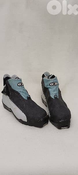 ski shoes/salomon