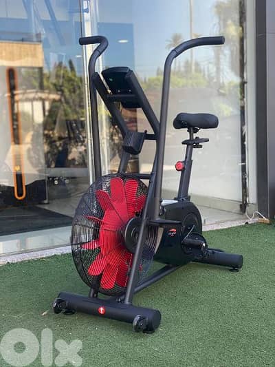 Air bike . it works on air pressure(جملة و مفرق)
