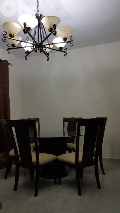 luxury dining table