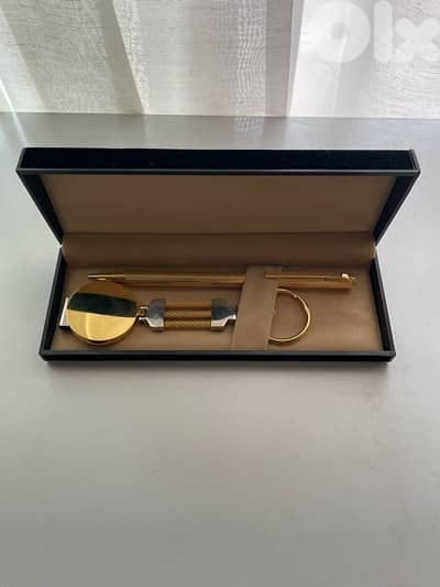 Stylo a bille et son porte-clef