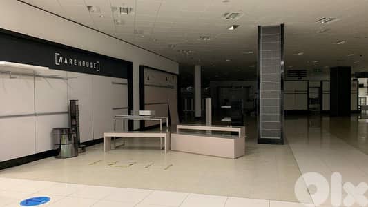 RAO26-4790 Showroom 610m for rent in Rawche – Beirut- $ 10,000 cash